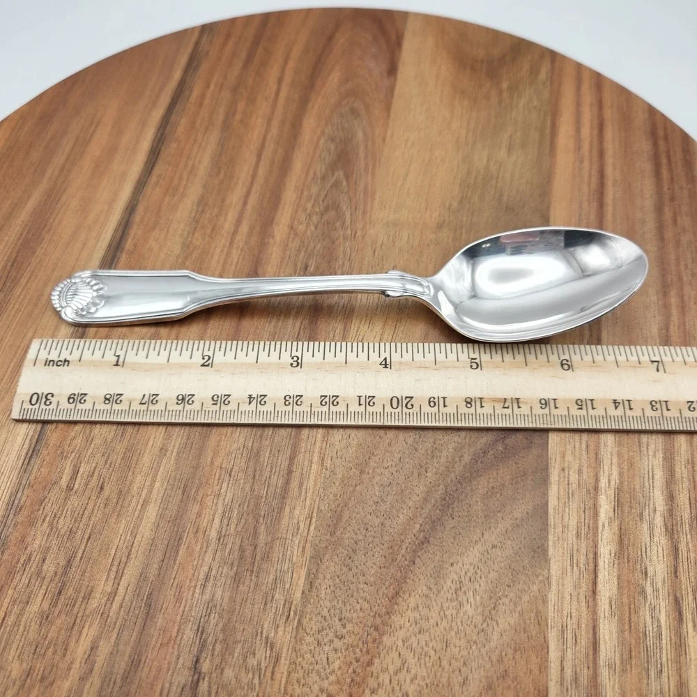 Set Of 4 Oneida Community Silverplate Silver‎ Shell Soup Spoons